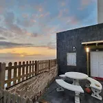 Casa Encima Del Mar, Parquing, 4 Patios, Idilico