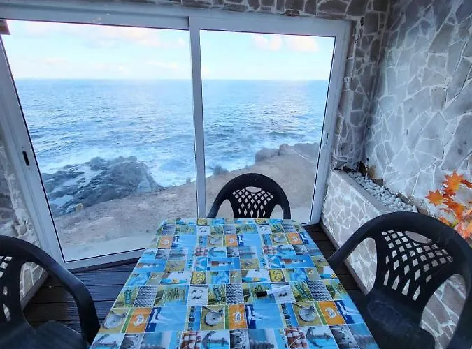 Casa Encima Del Mar, Parquing, 4 Patios, Idilico