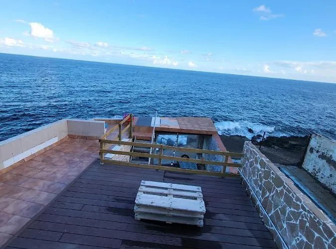 Holiday home Casa Encima Del Mar, Parquing, 4 Patios, Idilico