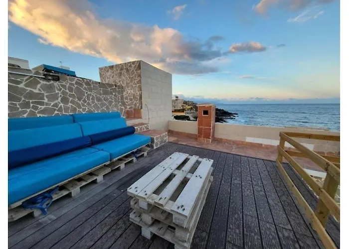 Casa Encima Del Mar, Parquing, 4 Patios, Idilico